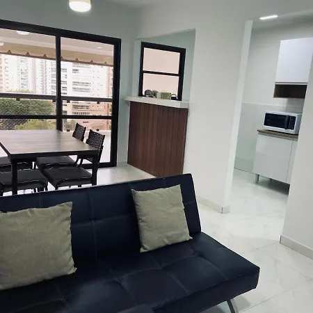 NOVO pitangueiras service 2, dois dormitórios, 100 m da praia, duas vagas de garagem, completo-2